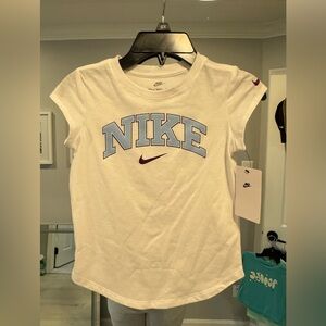 Nike girls (Multiple sizes 4, 5 and 6x)